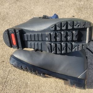 Vintage Merrell ski boots